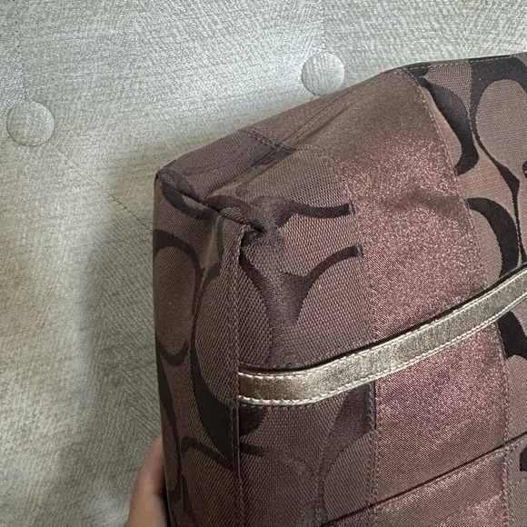 Coach Vintage Tote 11098 (Brown with Metallic Bronze Trimming) - Picture 12 of 16